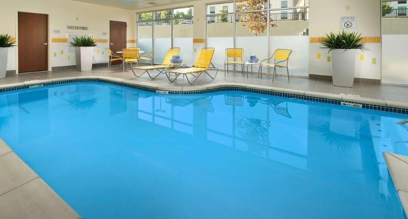 Fairfield Inn & Suites By Marriott Gainesville Exterior photo